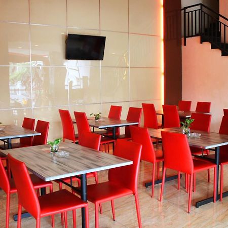 Maleosan Inn Manado Hotel Εξωτερικό φωτογραφία